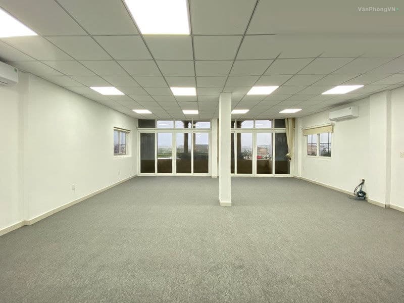 Diamond House Office thumbnail 3