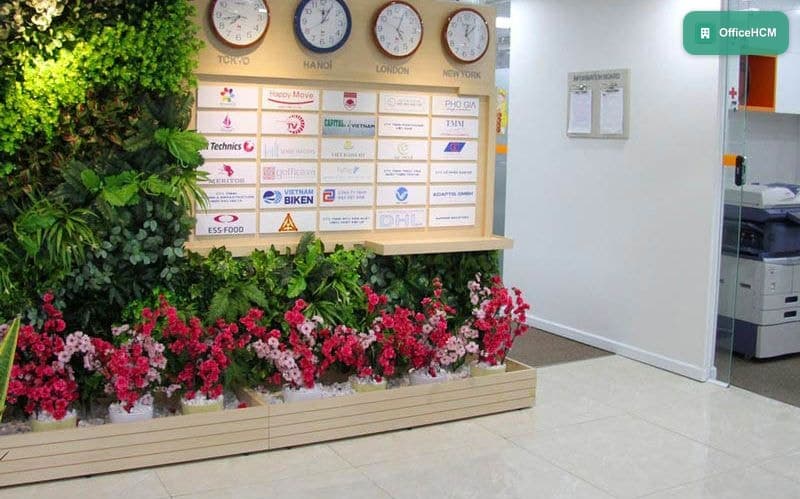 Hado Airport thumbnail 2