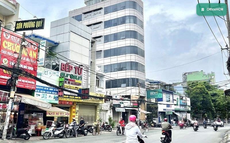 Haloland Lê Quang Định