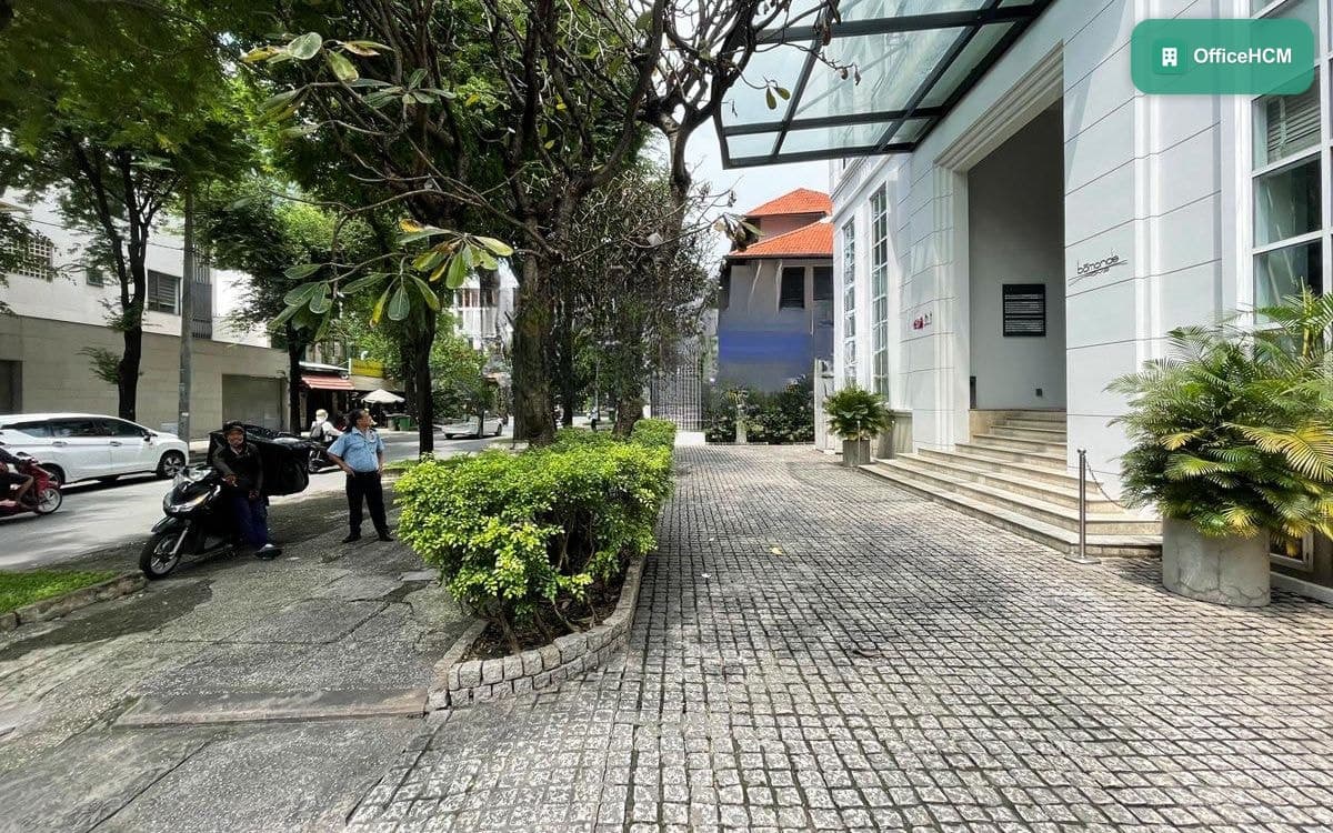 Lafayette De Saigon thumbnail 2