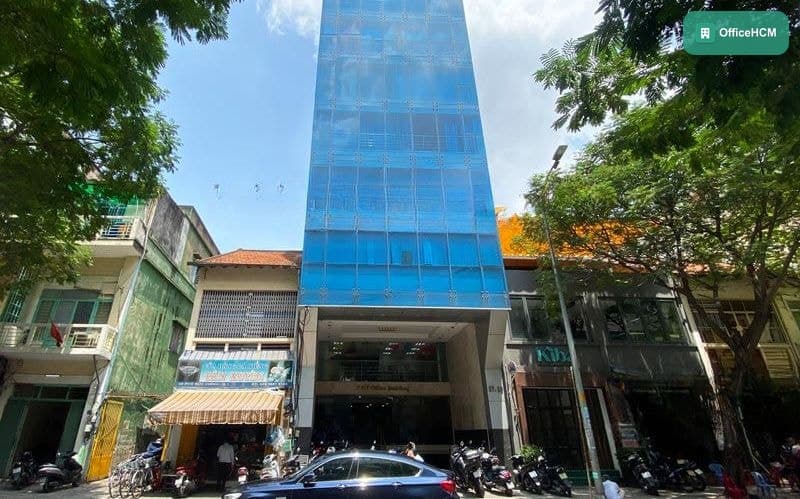 P&T Building