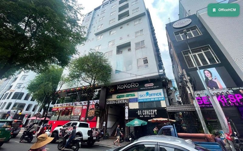 Queen Central Building — ảnh 1