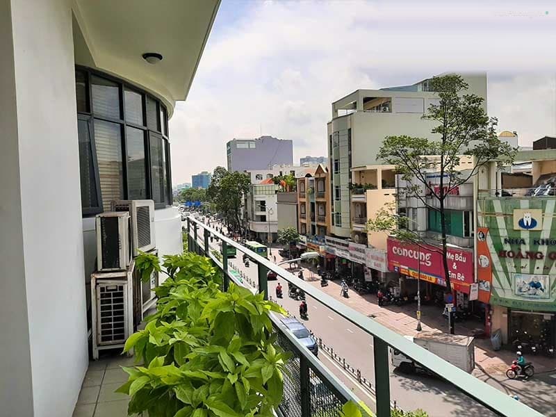 Saigon House Building thumbnail 4