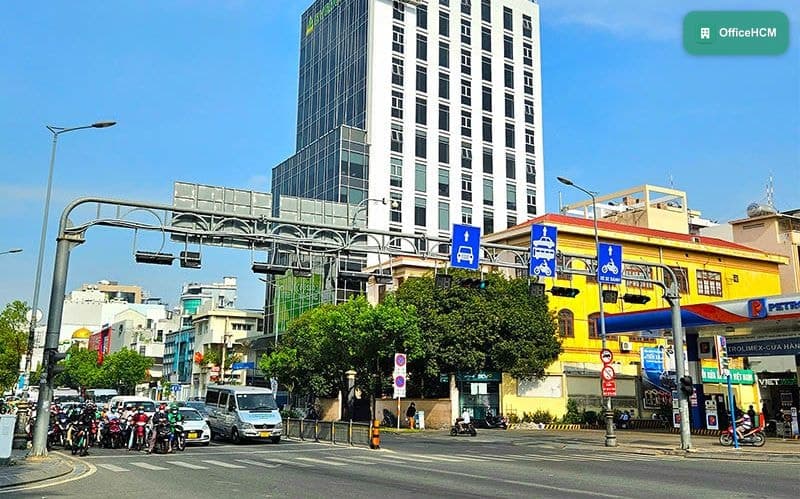 Sky Gate Building thumbnail 3