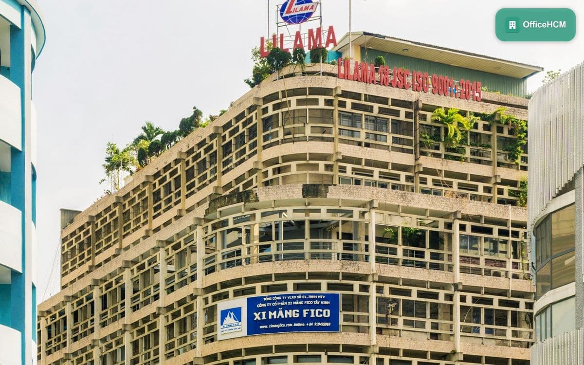 VAR Building thumbnail 3