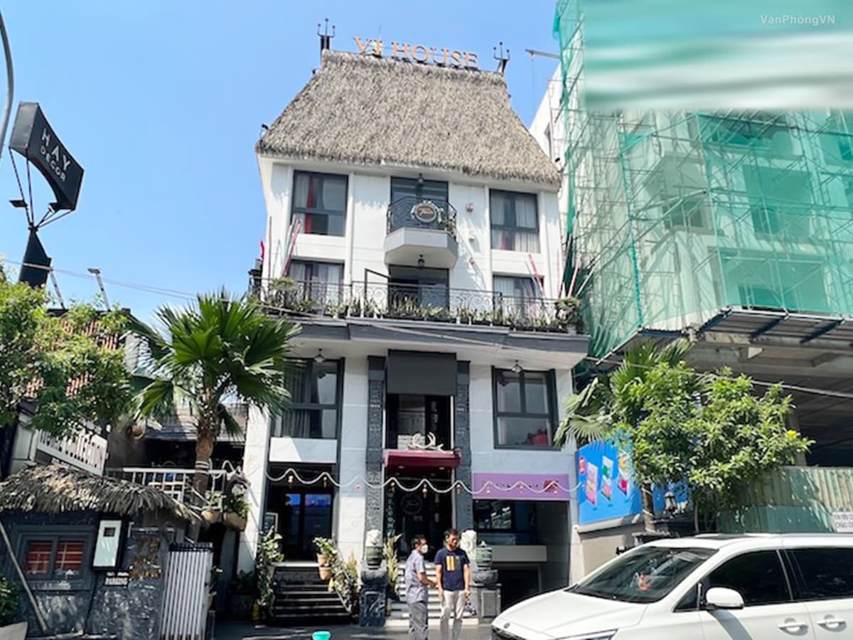 VI House Building — ảnh 1