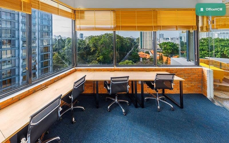 W Business Center thumbnail 2