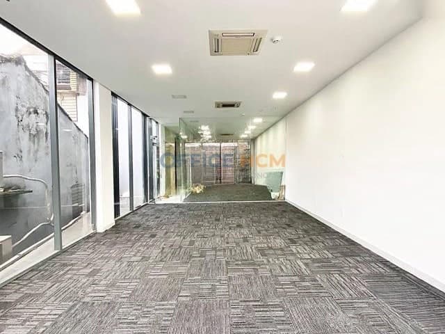 Adam Real Tower — ảnh 1