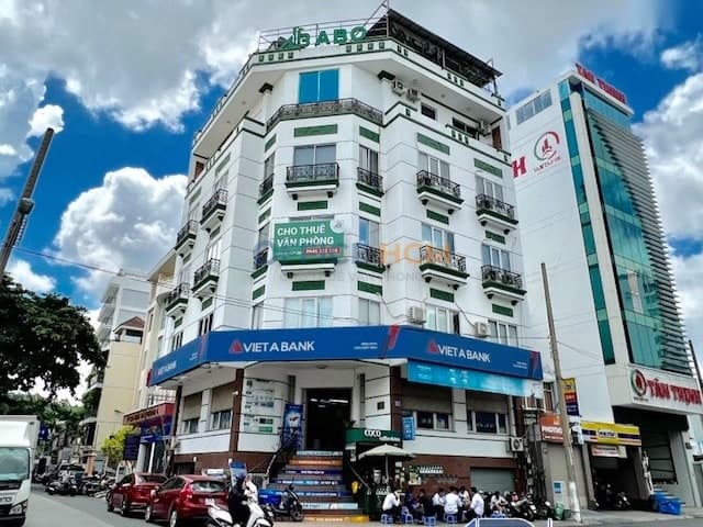 Arrow Building