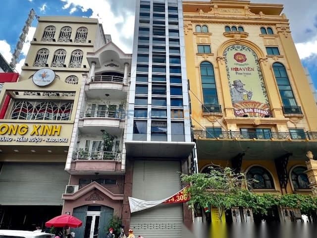 18th Building