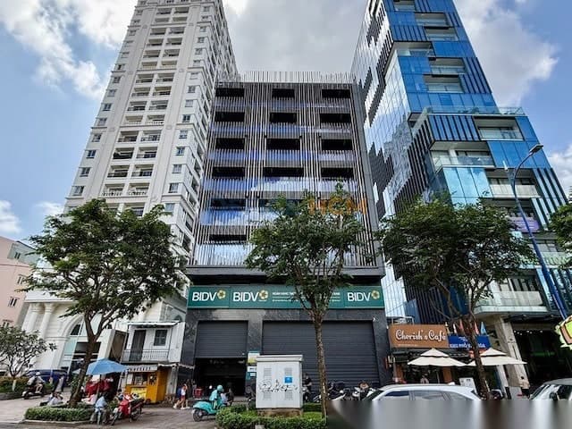 288 Bến Vân Đồn