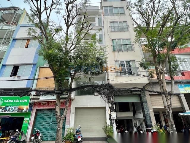99 Lê Quốc Hưng