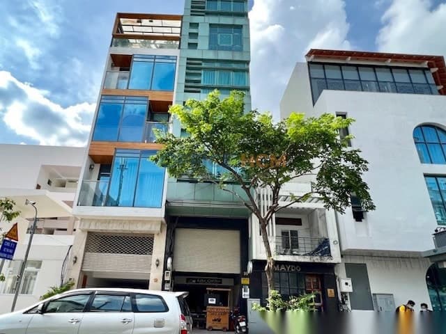 Asin Building