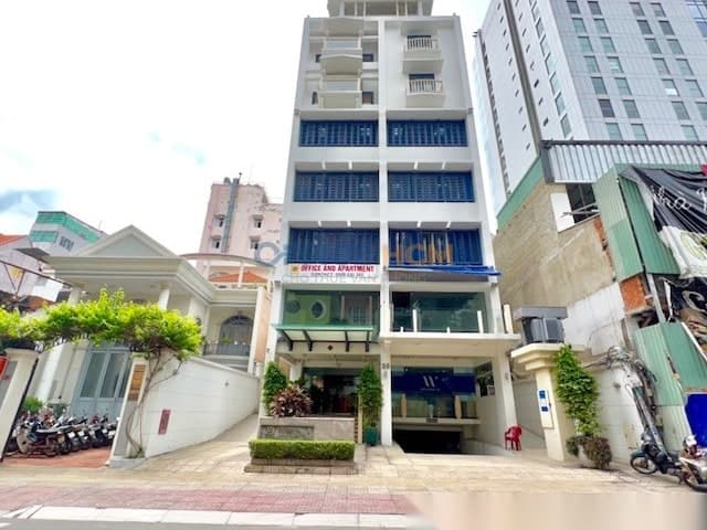 Dhouse Building