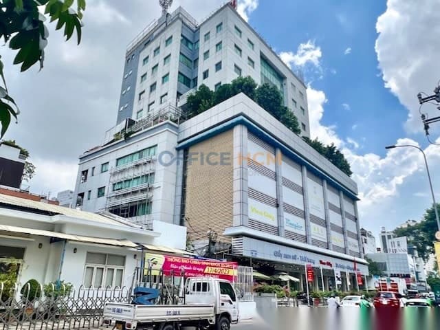 Giày Việt Plaza Building — ảnh 1