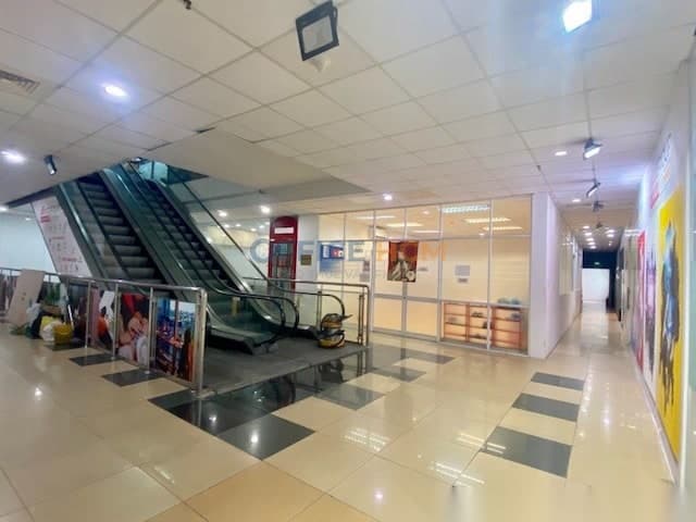Giày Việt Plaza Building thumbnail 3