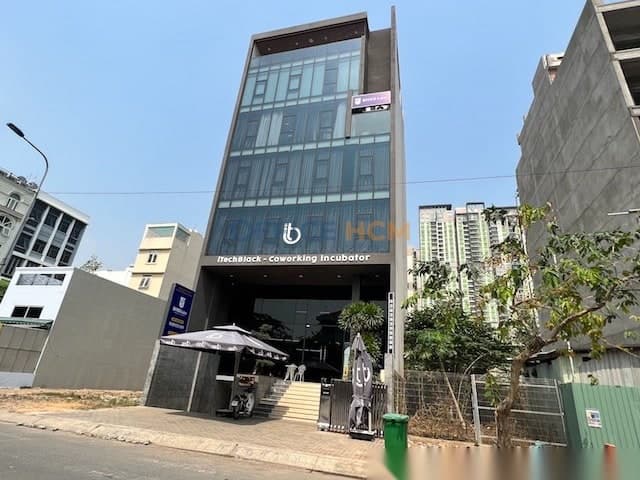 iTechBlack Building thumbnail 2