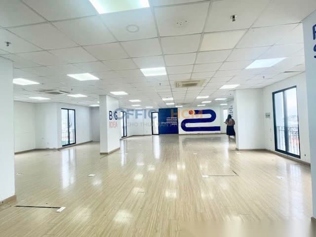 Toà Nhà MHome Adelle Office Building thumbnail 4