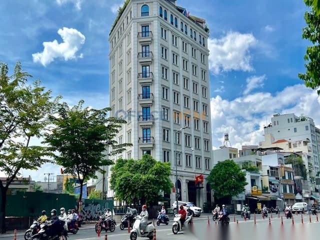 Nam Việt Building thumbnail 2