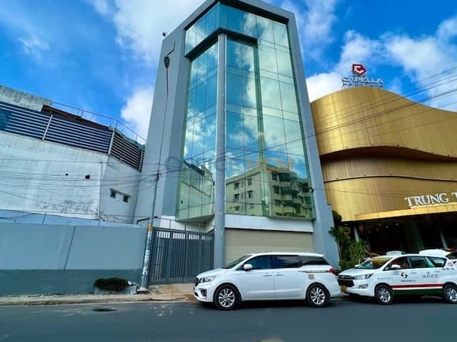 Saigon Food Building — ảnh 1