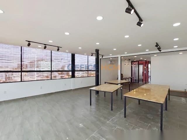 Shark Office 2 Building thumbnail 3