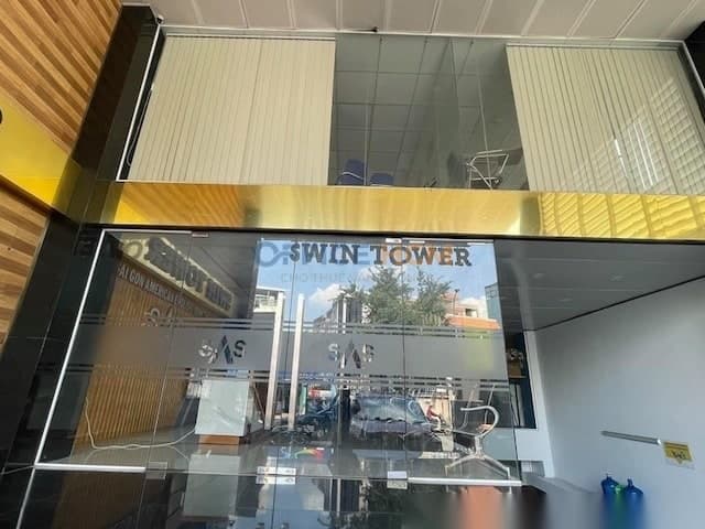 Swin Tower thumbnail 4
