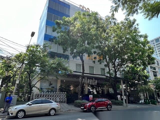 The Galleria Building thumbnail 2