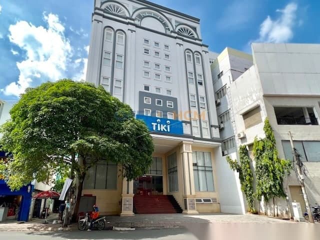 Út Tịch Building — ảnh 1