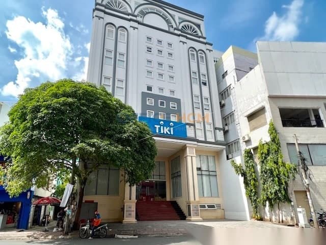 Út Tịch Building thumbnail 2
