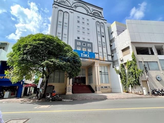 Út Tịch Building thumbnail 3
