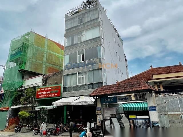 Vadoland Building — ảnh 1
