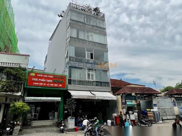 Vadoland Building thumbnail 3