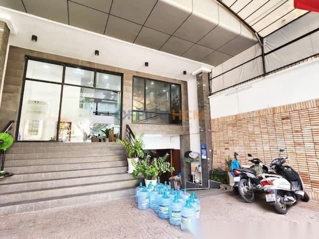 VNO Building thumbnail 4