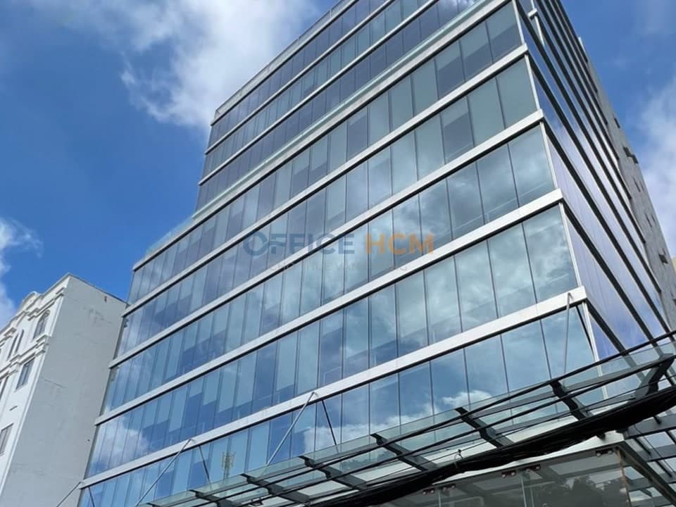 Dek Building thumbnail 2