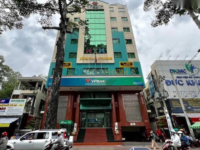 HTH Building
