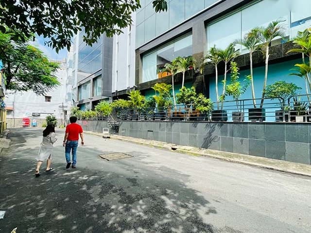 Intan Building thumbnail 2