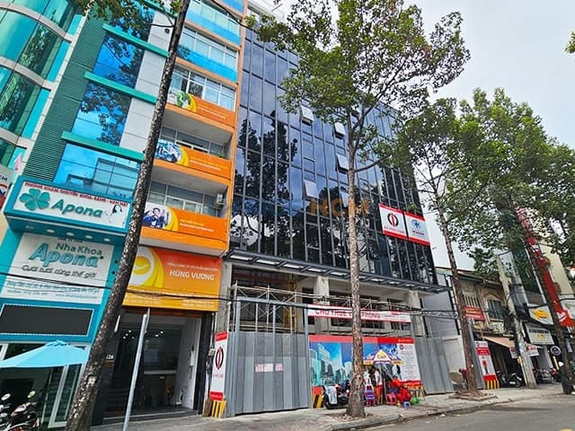 LAT Building thumbnail 2