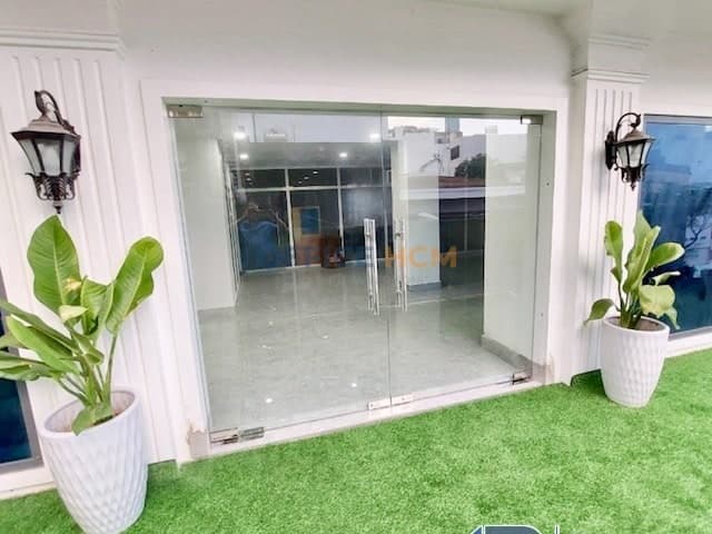 Nguyễn Bá Huân Building — ảnh 1