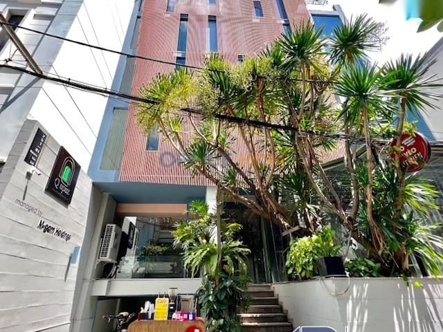 NK Office Building thumbnail 4