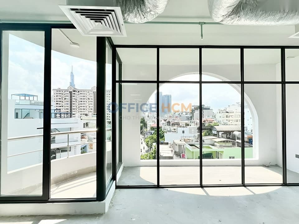 Sakura Building — ảnh 1
