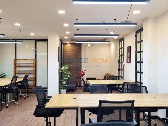 Shark Office — ảnh 1