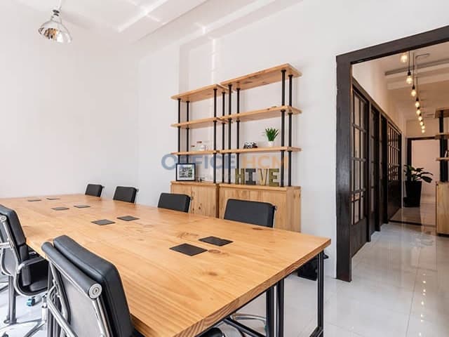 the Hive thumbnail 3