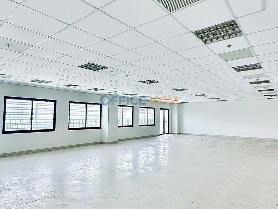 270 Nguyễn Trọng Tuyển Building thumbnail 2
