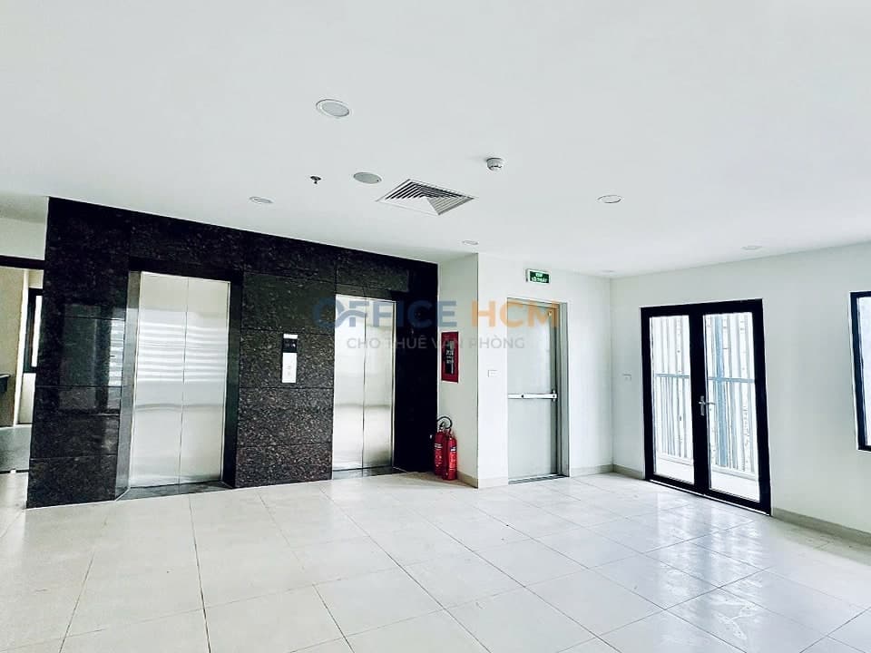 270 Nguyễn Trọng Tuyển Building thumbnail 4