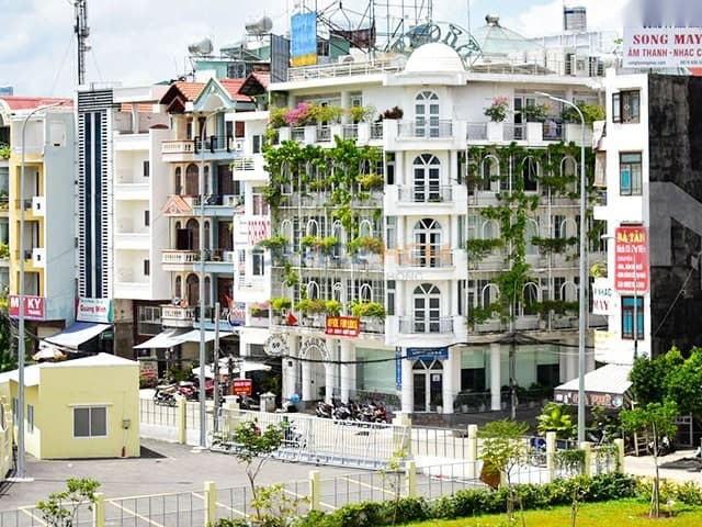 Tòa nhà Flora — ảnh 1