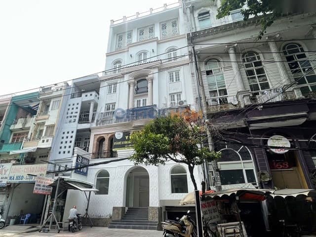 170 Hoàng Hoa Thám Building thumbnail 3