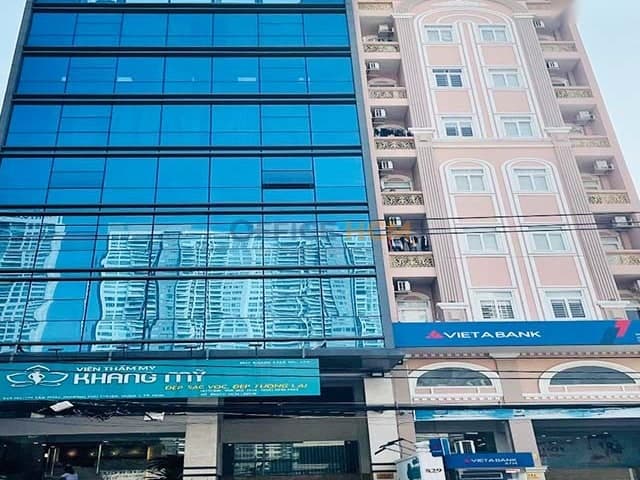 Huna Building