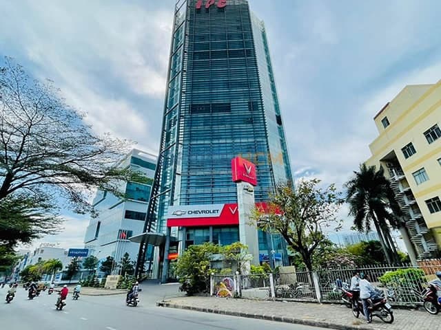 IPC Tower thumbnail 4