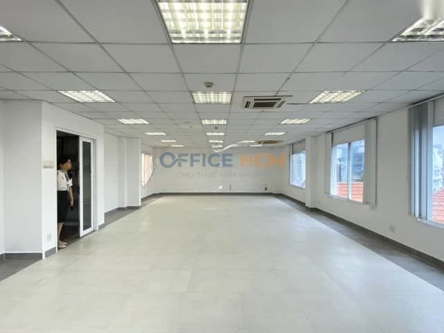 Lê Huỳnh Building thumbnail 3