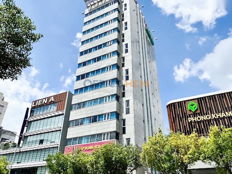 Sapphire Building thumbnail 3